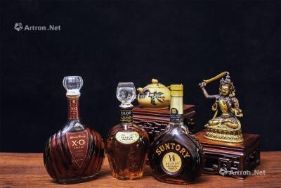  三得利80年代 日本三得利VSOP、XO白兰地一组三瓶