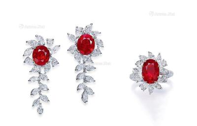  天然「缅甸抹谷」「鸽血红」红宝石 配 钻石 戒指及耳环套装（红宝石共重9.33克拉），未经加热
