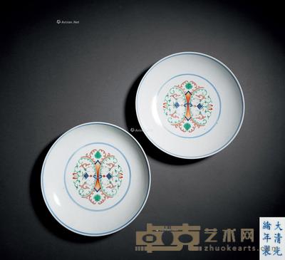  清光绪 斗彩忍冬纹盘 （一对） 直径21cm×2