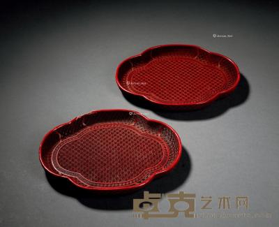  清乾隆 剔红锦地香盘 （一对） 长19cm×2