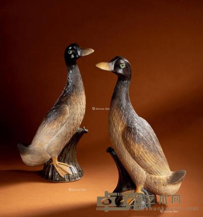 清晚期 仿生瓷鸭 （一对） 高28cm×2