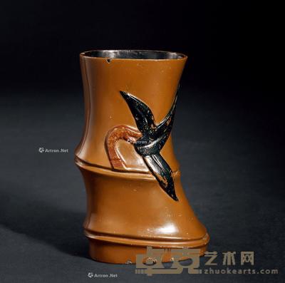  清 漆仿竹节笔筒 高11.7cm