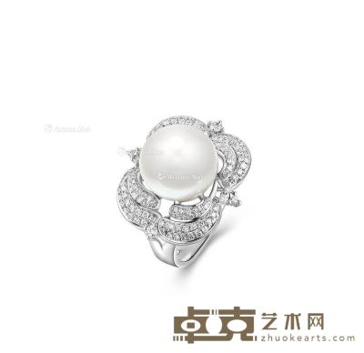 权瑾设计“阿弗洛狄忒”金镶海水珍珠配钻石戒指 --