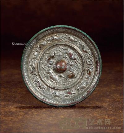  唐·青铜十二生肖跑兽镜 直径10.4cm