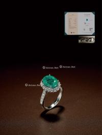  3.92克拉祖母绿钻石戒指