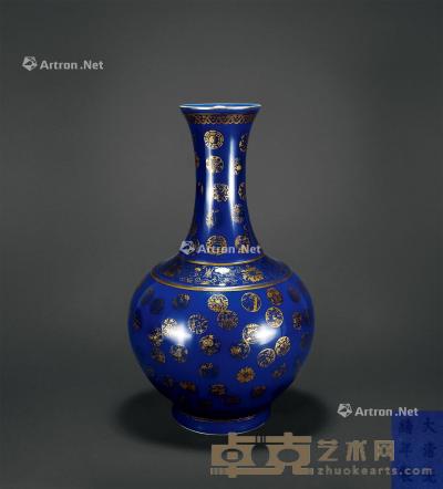  清 祭蓝描金皮球花赏瓶 高40cm