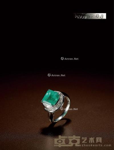  铂金及祖母绿钻石戒指 重量6.8g