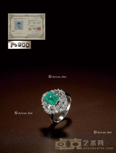  铂金及祖母绿钻石戒指 重量6.8g