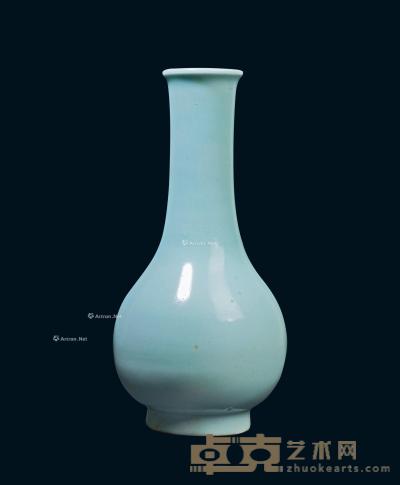 * 明代 福建系龙泉窑天青釉长颈瓶 高21.5cm；直径4.8cm；底直径6.3cm