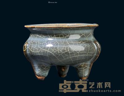 * 元代 龙泉黑胎香炉 高5.5cm;直径7.2cm