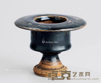  宋代 磁州窑黑釉高足杯 直径10.8；高8.3cm