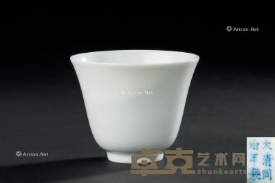  清代 白釉铃铛杯 直径6cm；高4.8cm 