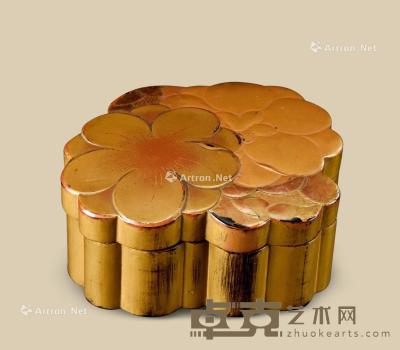  清代 金漆莳绘花卉纹盖盒 长9.4cm；高4.5cm