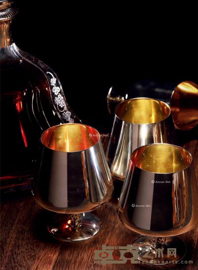  英国纯银鎏金烈酒杯 高12cm；宽9cm；口径6.5cm