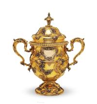  英国维多利亚时期大型纯银鎏金奖杯