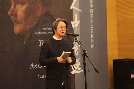 中共江门市委常委、宣传部长周惠红女士致辞