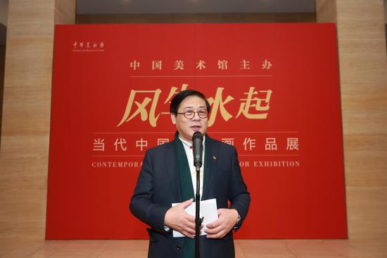 中国美术家协会分党组书记徐里开幕致辞