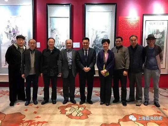 上海嘉禾专家顾问团从右至左：韩宁宁、宋玉麟、吴超、刘蟾、魏辉、陆亨、谢定琨、万寿、程多多