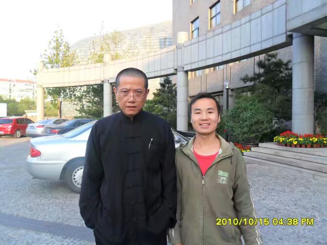 萧立石2010年进修央美与陈丹青合影
