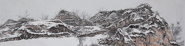 作者：刘仕伟尺寸：34x136cm作品名称：《静塬初雪》材质：纸本设色