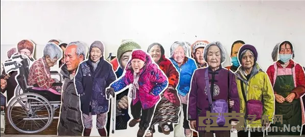 《 少于十分之二》 王大军 2018-2019年 组画 木板 丙烯