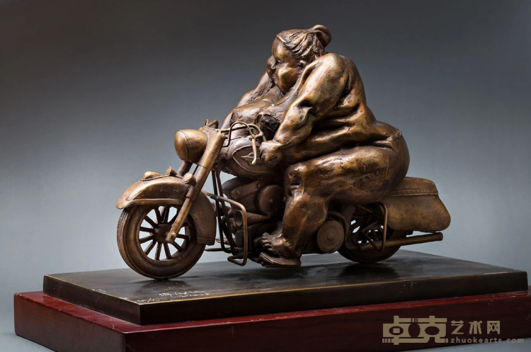 《摩托车I》 许鸿飞 56x34x37cm 2015年 铜