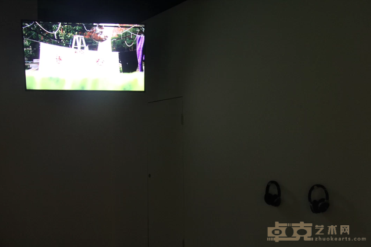 《尾流》 徐喆 2012年 视频，HDV，3分51秒