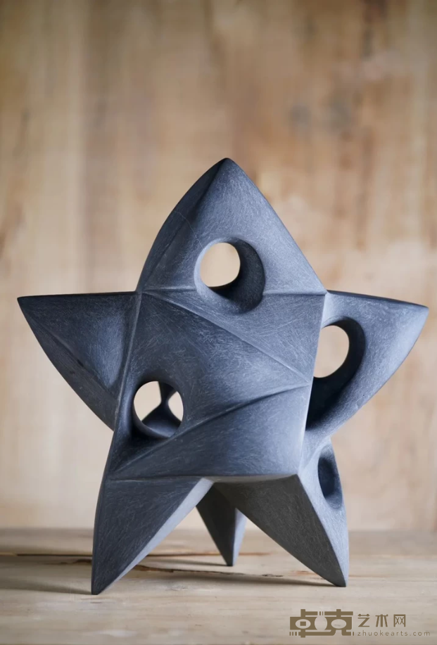《2018年NO.13》 程一峰 40x20x40cm 2018年 花岗岩