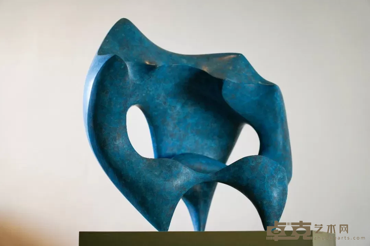《2019年No.6》 程一峰 33x36x39cm 2019年 黄铜