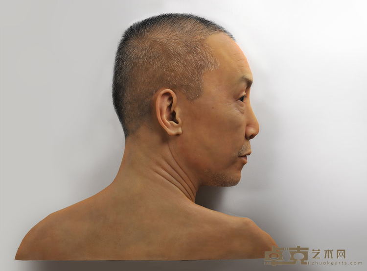 《朋友系列——黄河》 张弦 110x100cm 2013年 硅胶、树脂、毛发