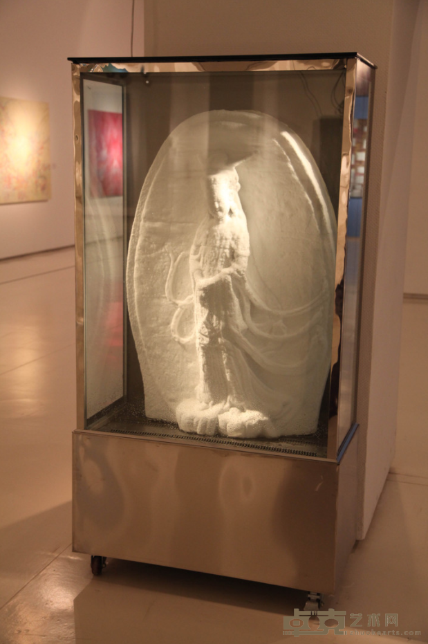 《冰河世纪》 程辰 200x100x80cm 2013年 综合材料
