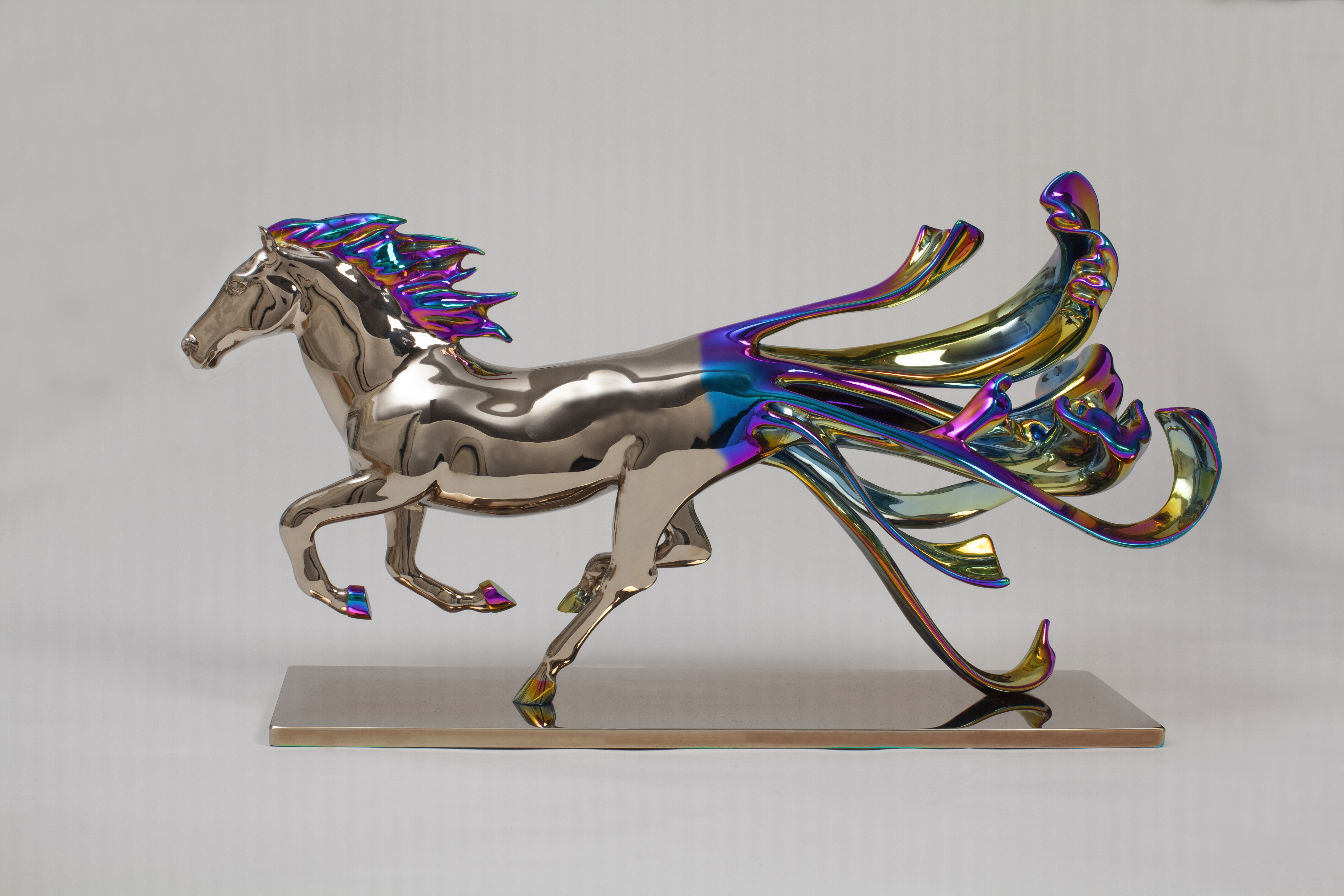 奔马1（炫彩1）97×26×53cm