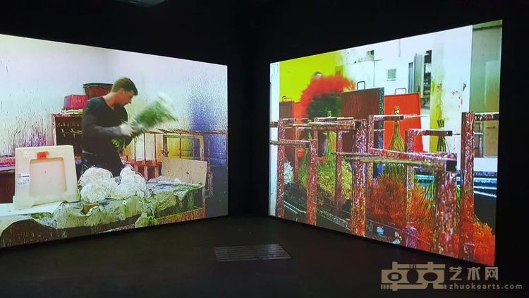 《花 4》，3频影像装置，8’，2003-2024