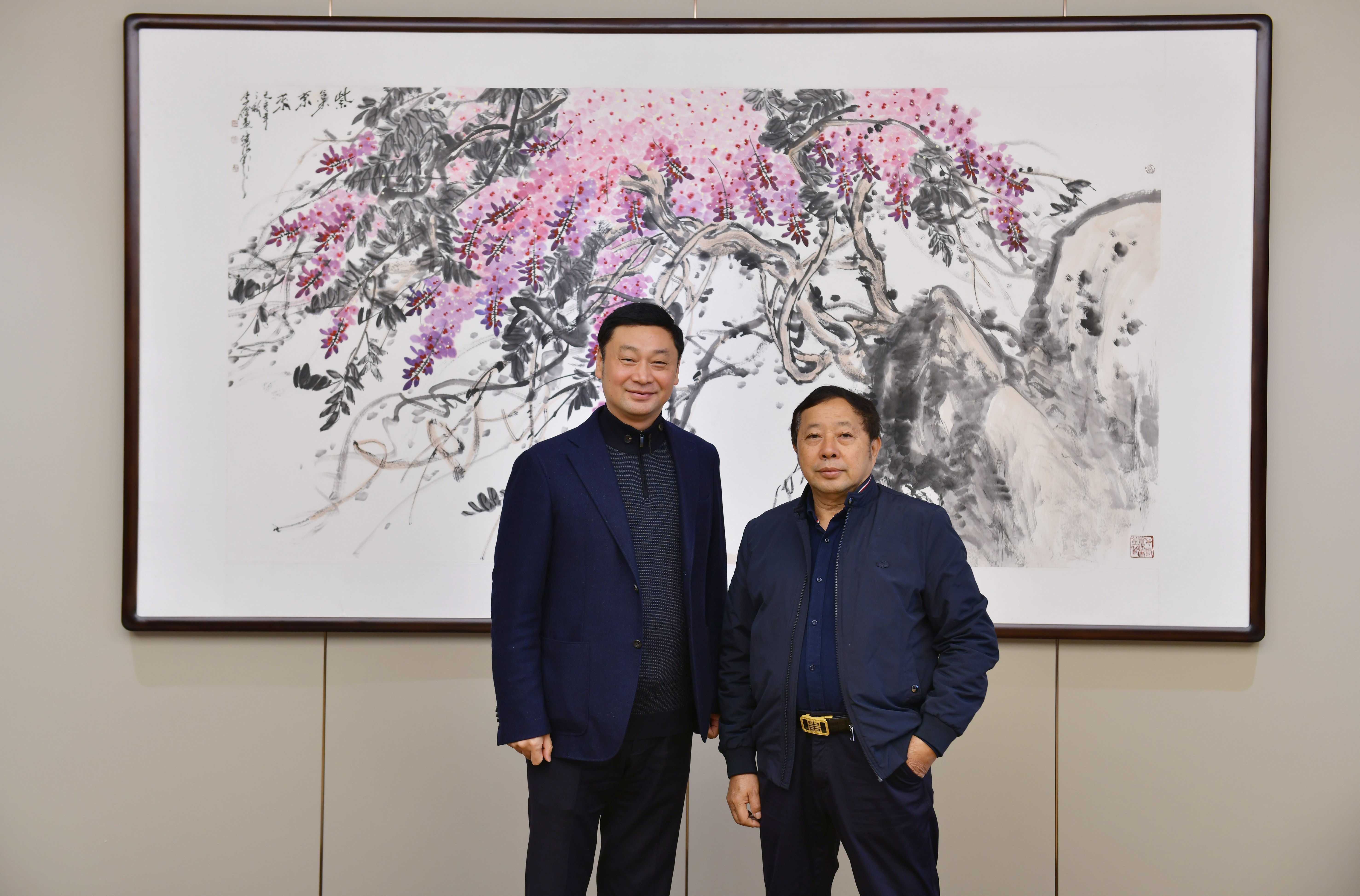 紫藤为媒墨韵新：李俊花鸟画的传统转译与当代突破