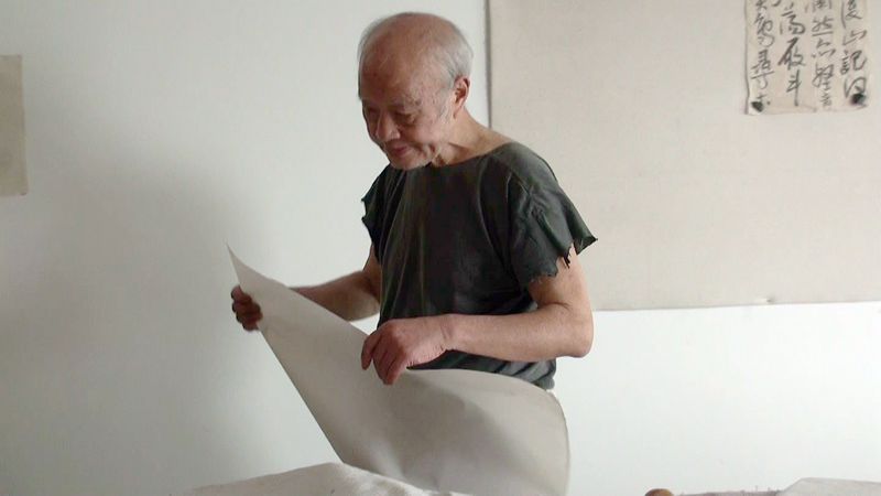 2009(83岁)在成都晨晖路家中作画
